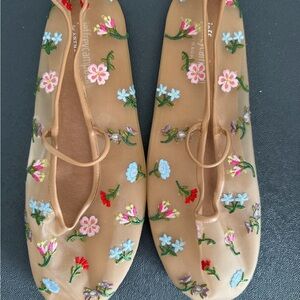 Jeffrey Campbell Tan Floral Embroidered Flats